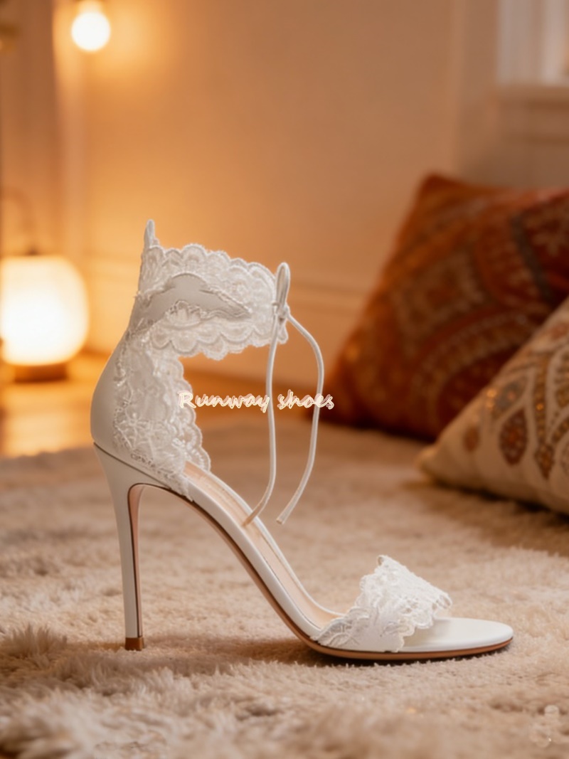 Lace Fabric Lace Single Buckle - огляд і ціна Bandage